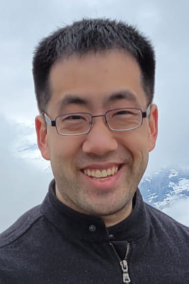 Vincent Liu portrait